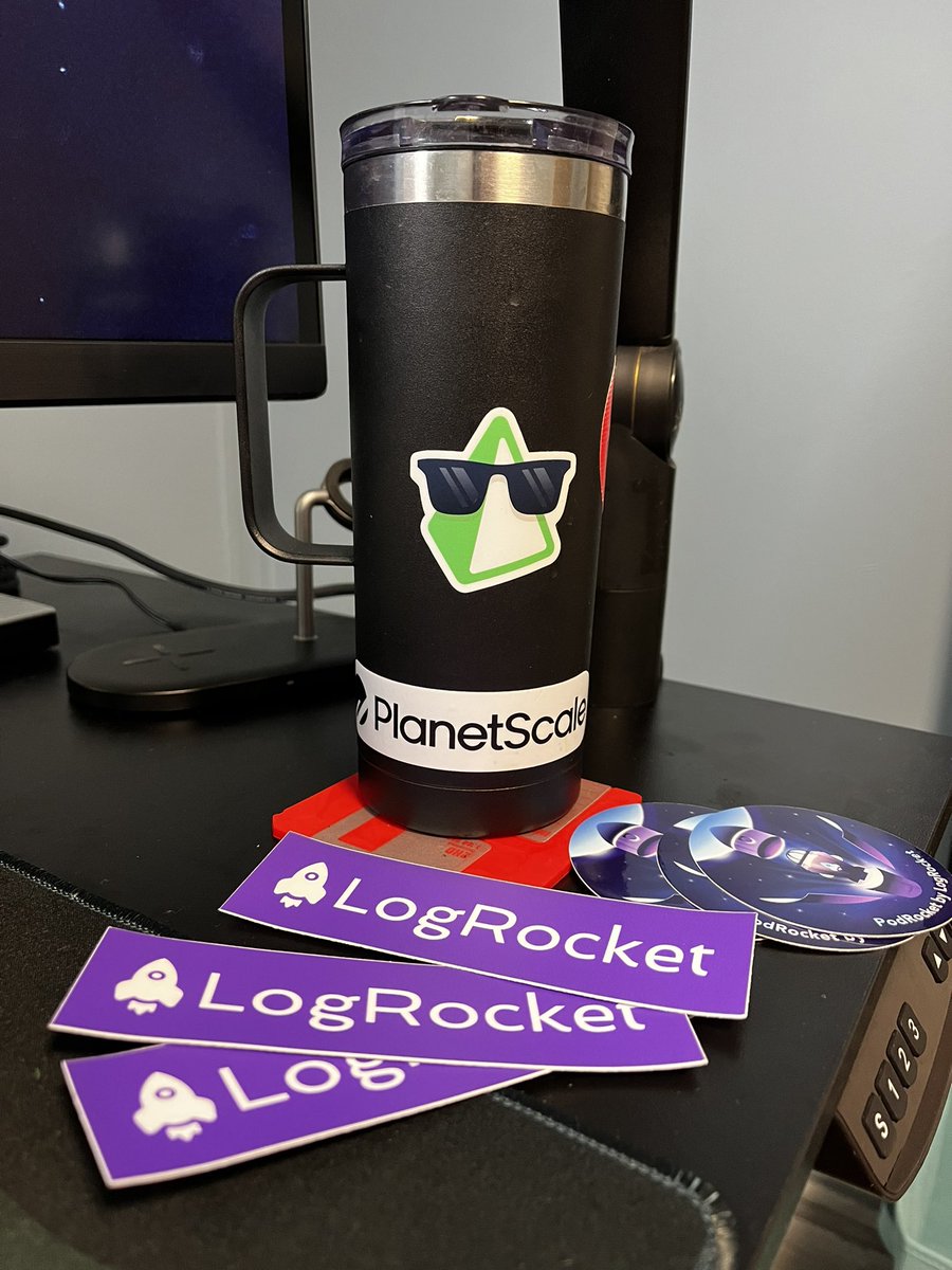 JBerri0s's tweet photo. Thank you to @LogRocket for the dope sticker swag. Perfect for my dedicated developer sticker bomb thermal mug. Also love the @PodRocketpod content :)
#developerswag #mug #coding #fullstackdeveloper #stickers https://t.co/7JNfg7x2Uq