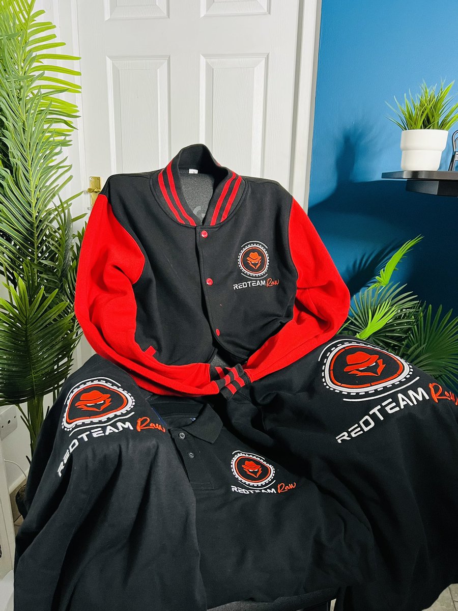 redteamraw's tweet photo. Uh yea, the new 💢RedTeam Raw #swag arrived just in time for Vegas 😉 #blackhat22 &amp; #defcon30 

Hit me up if you’re about.. 
.. let’s get this turnt up 😎

#cybersecurity #redteam #redteamraw 💯
 
PS legitally have a limited availability, so comment your size below 🤣 https://t.co/wCQUvmujP3