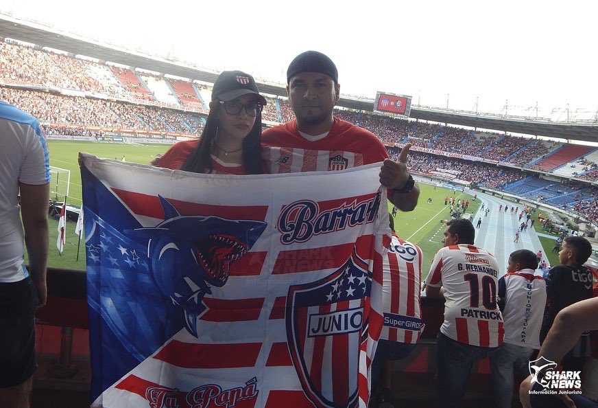 Sharknews10's tweet photo. 📸 Fotos del partido entre Junior vs Once Caldas 📸

🏟🇨🇴⚽️🦈🇦🇹

#frbs #Lbk #Baloa #contenidooriginal #carnaval #juniordebarranquilla #sharknews #quillami #colombia #juniortupapa #juniortupapá #miami #futbol #futbolero #futebol #futbolpasion #futbolparatodos #barrasdecolombia https://t.co/H4zPkRvRIR
