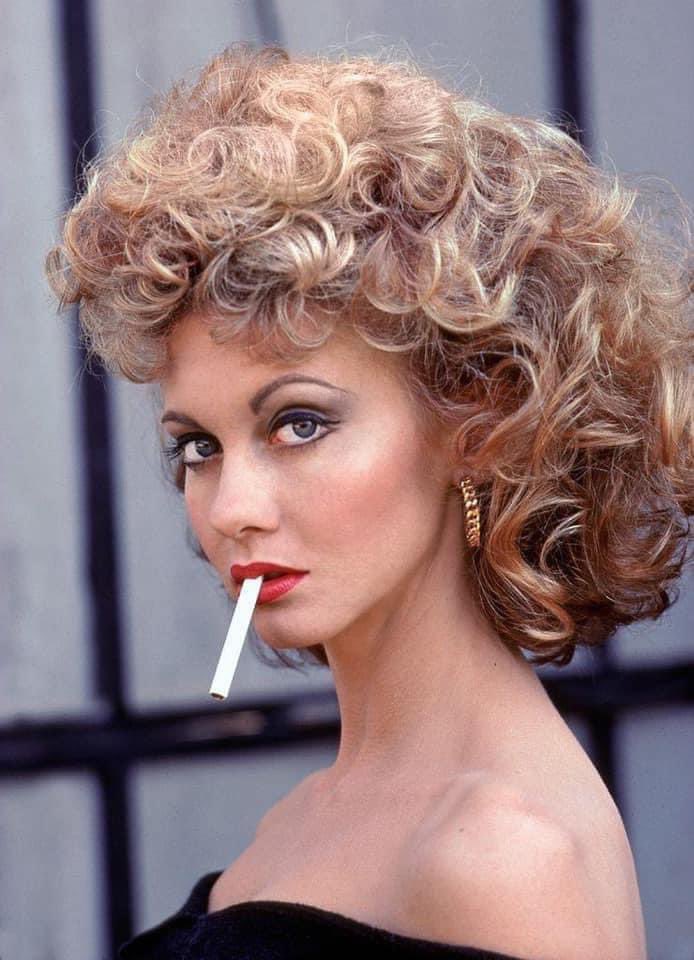 onefunnygook's tweet photo. “We take the pressure, and we throw it away
Conventionality belongs to yesterday
there is a chance that we can make it so far
we start believing now that we can be who we are”

RIP Olivia Newton-John 🕊

#ForeverSandy https://t.co/997eMAI6nC