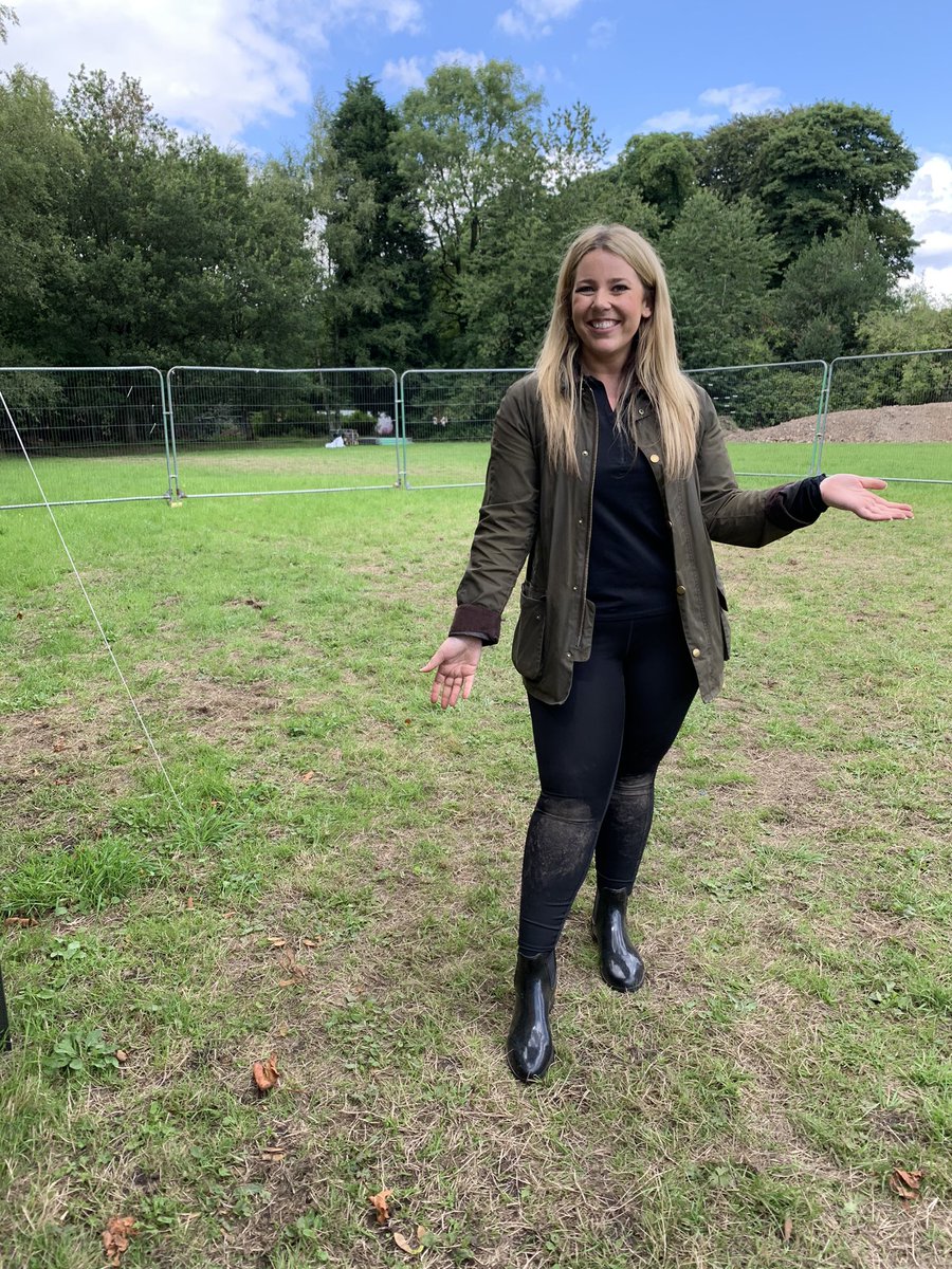 The dream job continues. Today me and some of my fantastic colleagues headed down to my favourite place - <a href="/HultonPark/">HultonPark</a>, to meet up with the <a href="/SalfordUni/">University of Salford</a> team &amp; get hands on with the dig
If anyone knows anyone who produces <a href="/thetimeteam/">Time Team</a> - I’ve found my passion!
#HultonParkHappenings