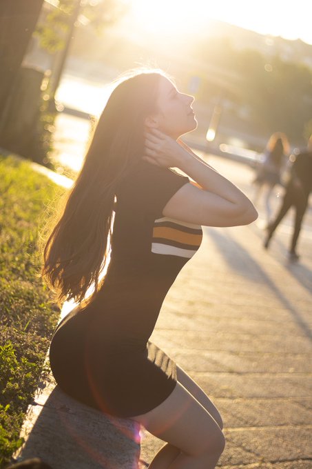 For some off reason I really like backlight pictures XD https://t.co/YCu8TYhabA<a href="/tag/tr25"class="tags"><span>#tr25</span></a>