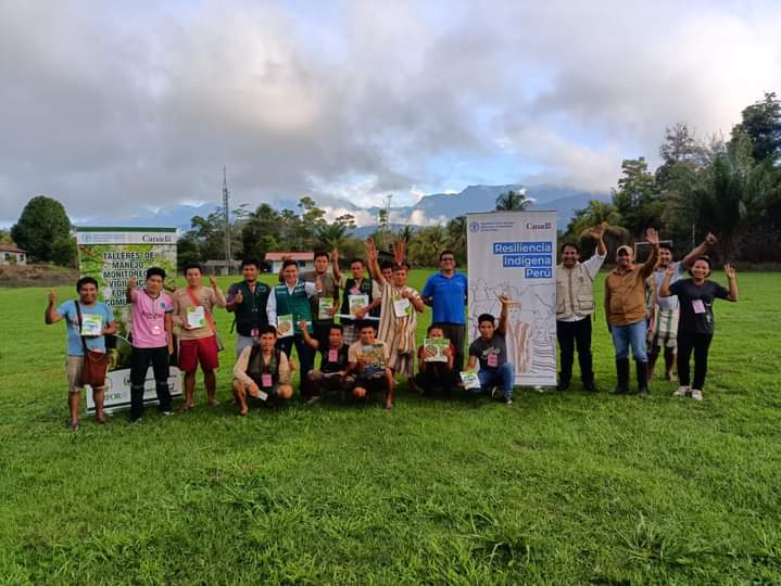 descocentro's tweet photo. #descocentro; inició actividades en la comunidad nativa de #Cheni, distrito de Rio Tambo, Satipo en alianza con @FAOPERU, con la finalidad de promover la seguridad alimentaria.
Más información en el siguiente post👇
https://t.co/zd96FsMxsc
#cart #RíoTambo #Satipo https://t.co/qlyPBJVmWi