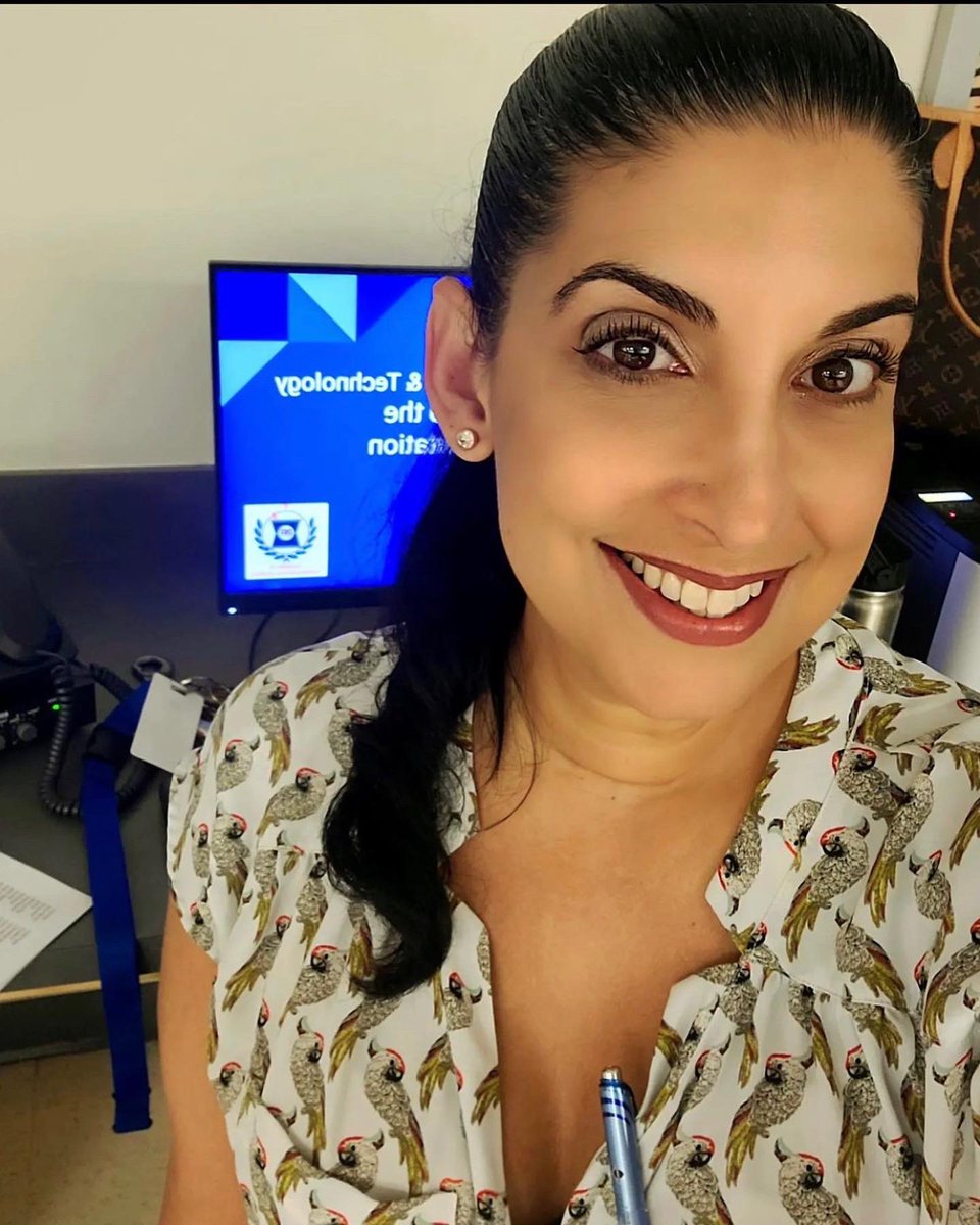 MASTMedical's tweet photo. Congratulations to all of our new Sabers! We hope today’s orientation was as amazing for you as it was for us💙 Only 9 days until the start of the 2022-2023 school year #MyMAST2022 #futuredoctors #MissionMD #miamimagnet https://t.co/LT1NnvWBPv