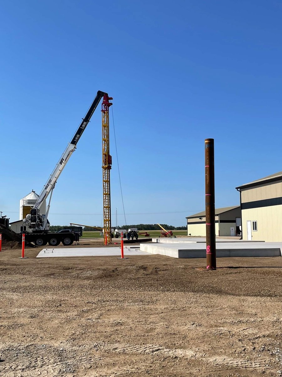 homestead_coop's tweet photo. Photo update π· The upgrade to our blending facility & fertilizer shed at our Agro site in Austin, #Manitoba continues with
@HiTechInstall. They're expected to be completed by fall. #WstCdnAg #ManitobaAg #CanadianAgriculture #Manitoba #MBFarming https://t.co/NeKBdE754C