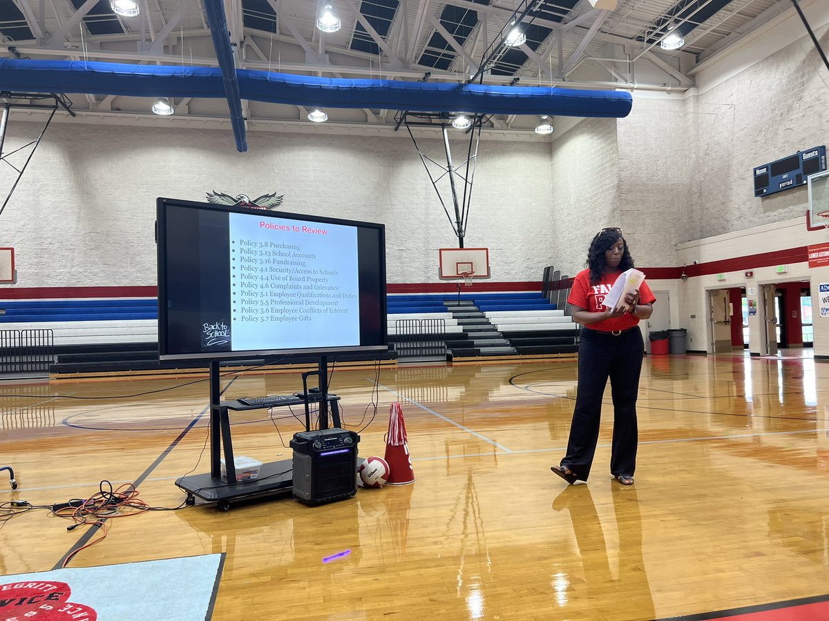 WestlawnTCS's tweet photo. The WMS Administration had to let us know all about the #TCSWay! 

#WeAreWestlawn #FalconPride #TCSLearns @TCSBoardofEd https://t.co/rW5YfRhUhf