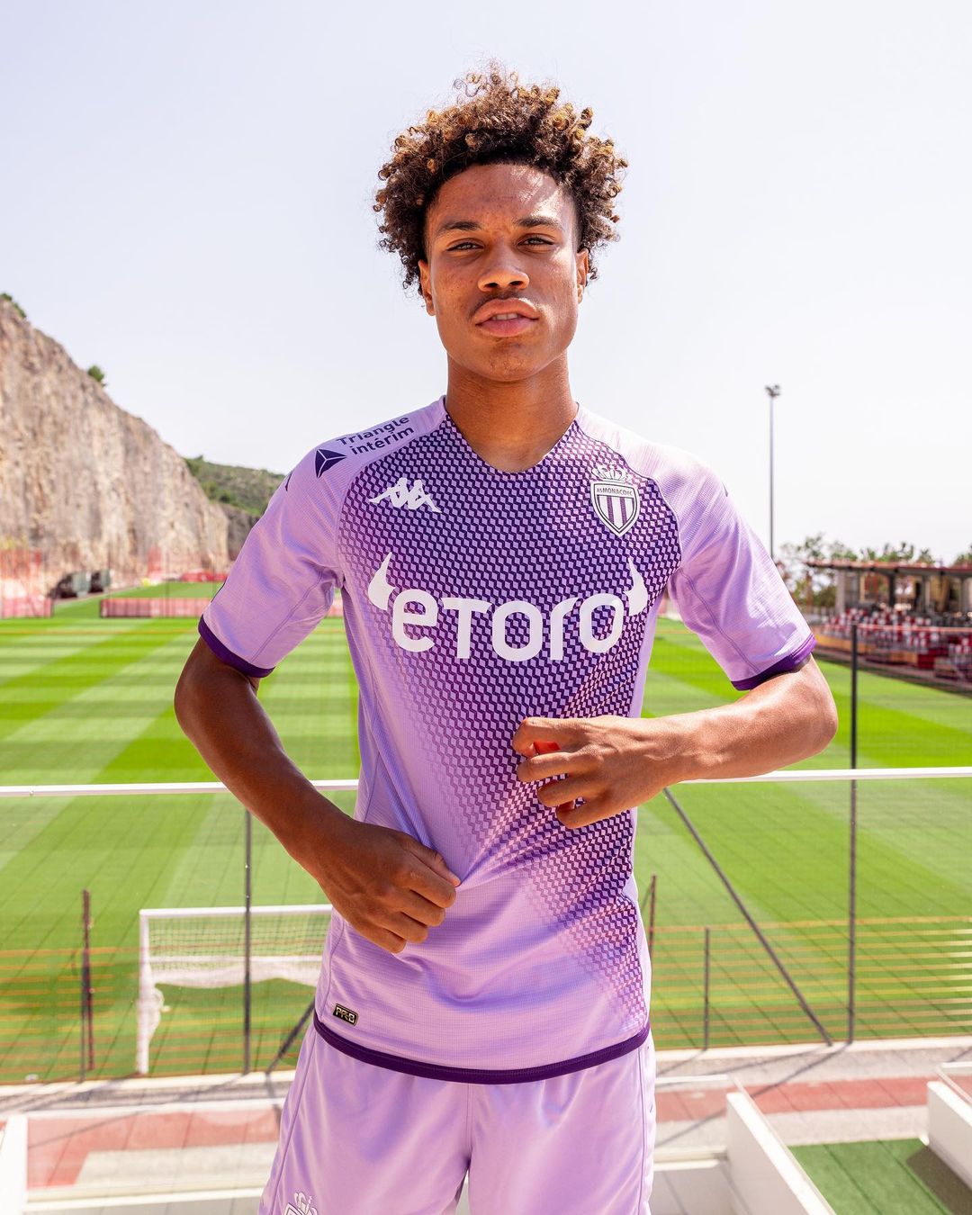 FZqm4_bXkAkENAr?format=jpg&name=large