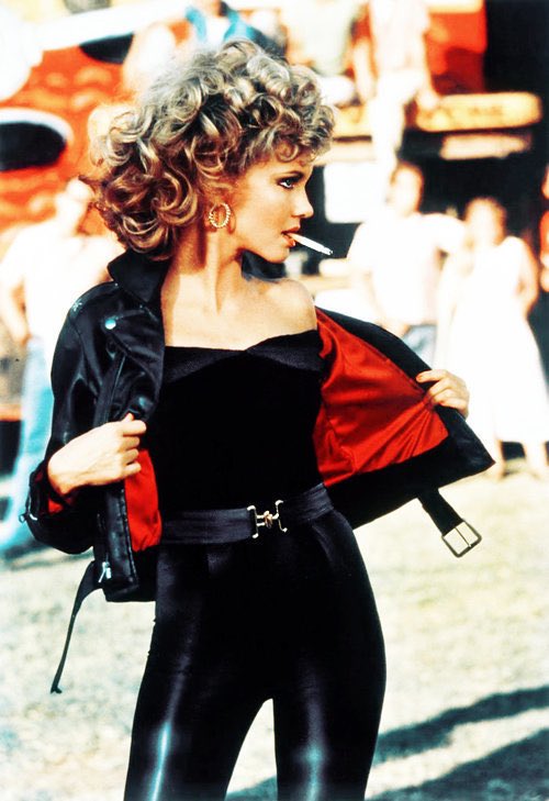 thisisili's tweet photo. rest in peace to an icon, olivia newton-john 💔 https://t.co/VEiSMB31Wj