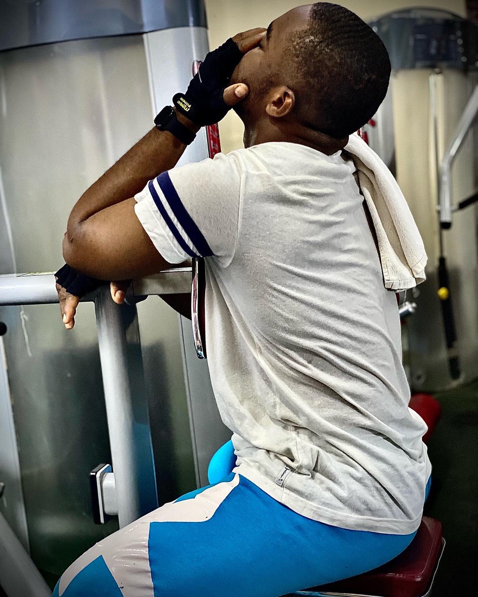Tbae_Nike's tweet photo. Omo this gym thing 🏋🏽 ain’t for the weak, God Elp Us… 
Person son won die🥲
#TBAETRADES https://t.co/SG9rYGS5zu