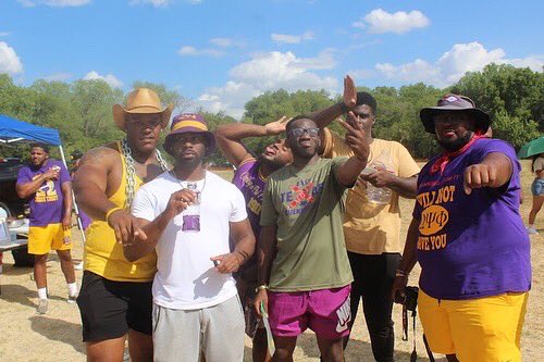TheBkellSHOW_'s tweet photo. Glorilla friends ainโt got nun on mine ๐ #bootniq was a vibe https://t.co/bSBXSl03GA