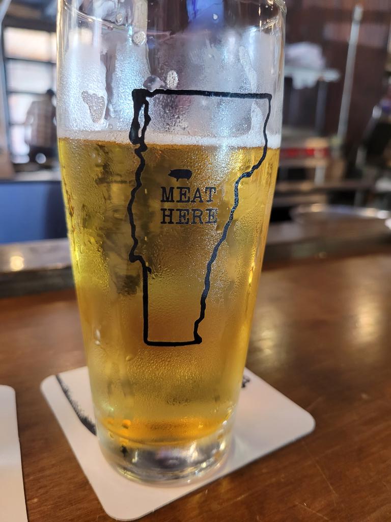 PrincessPilsner's tweet photo. @ProhibitionPig 
Italian style pilsner.. sweet with nice apple/fruit flavors. I like!
#PilsnerPrincessApproved https://t.co/8NG2uqa3zy