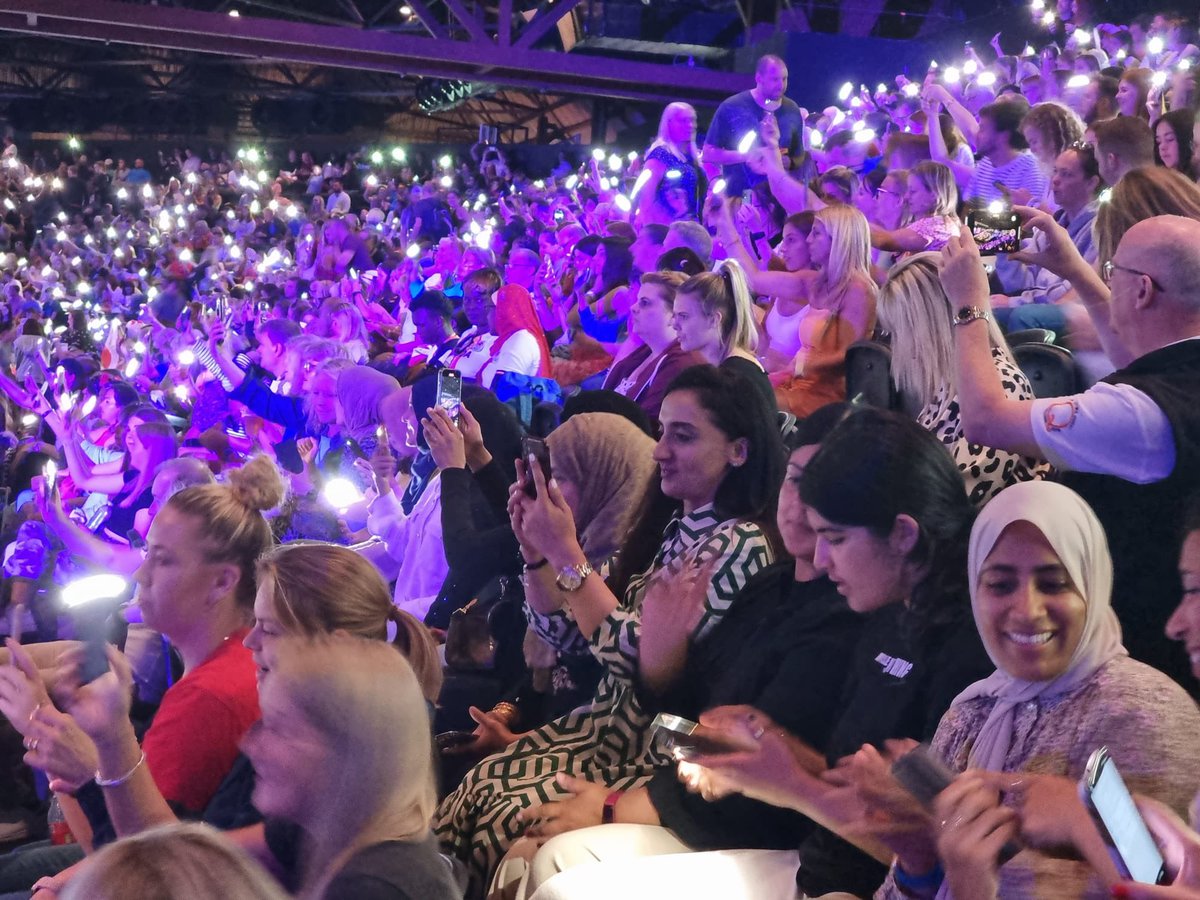 Wasn’t that just the most magical 10 days! Thousands of people engaged and inspired to take to court thanks to the Vitality Roses ♥️🌹🏴󠁧󠁢󠁥󠁮󠁧󠁿 

Let the legacy of the Birmingham 2022 Commonwealth Games commence 💥

#B2022 #MakeYourMark