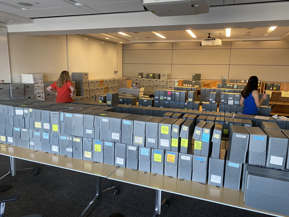 HollyJMengel's tweet photo. 1st day of Kislak Center's 1st experiment with agile processing! 618 boxes plus all available processors = PROGRESS! So freaking fun! https://t.co/vVl6vFMwdx