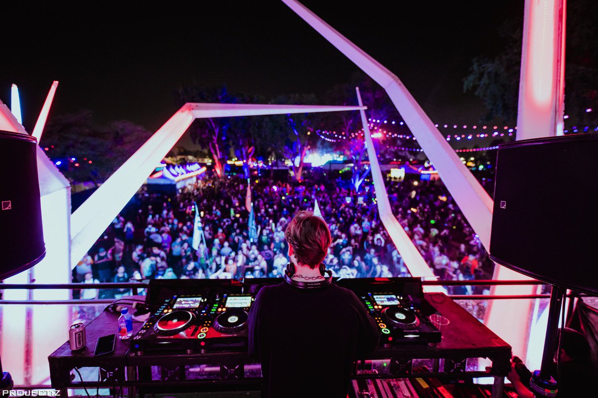 ProjectZ_Fest's tweet image. From the earth, to the stars, @blankemusic presents ÆON:MODE was a moment that made DnB history at the #Zerks stage.