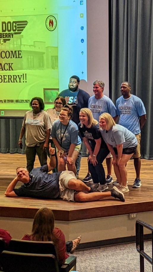 Newberry_HS's tweet image. What a great start to #WelcomeBackWeek for @Newberry_HS faculty and staff! 
🐶🐾💙

#TopDog