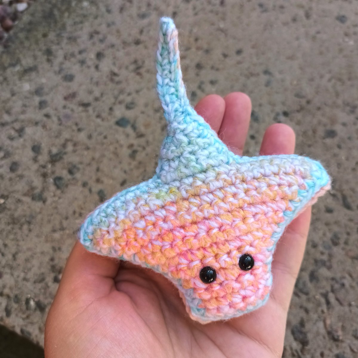 crocreate's tweet image. HOTH cute manta ray
Ready for UKCA testing 
He will be available once tested 🙂✌🏻
#Crochet #amigurumi #mantaray #plushies #HandmadeCrafts #handmadegifts