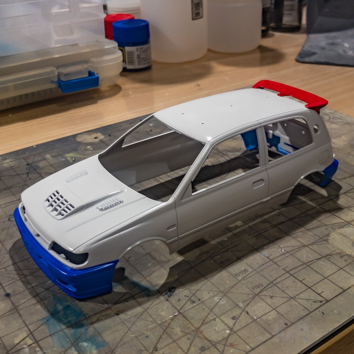 1971_dragon's tweet photo. トリコロール!
#hasegawa #nissan #pulsar #gtit #ハセガワ #日産 #パルサー https://t.co/tiMTTJ92gM