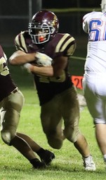 NCSA_Football's tweet photo. 🚨Tanner Scheevel @Tannerscheevel 
🎓2023
🏈OLB/RB
🚹5'11" 200lbs
⏲️4.79" 40 ▪️ 4.25" shuttle
💪315lbs bench ▪️ 495lbs squat
🥇2x 1st Team All-Conference
📍Lester Prairie High School, MN
📚3.9 GPA
📋NCSA Coach: @coach_wwright 
🎦Film &amp; Transcript: https://t.co/b1kp5VoZoG https://t.co/QU6HHC7ECU