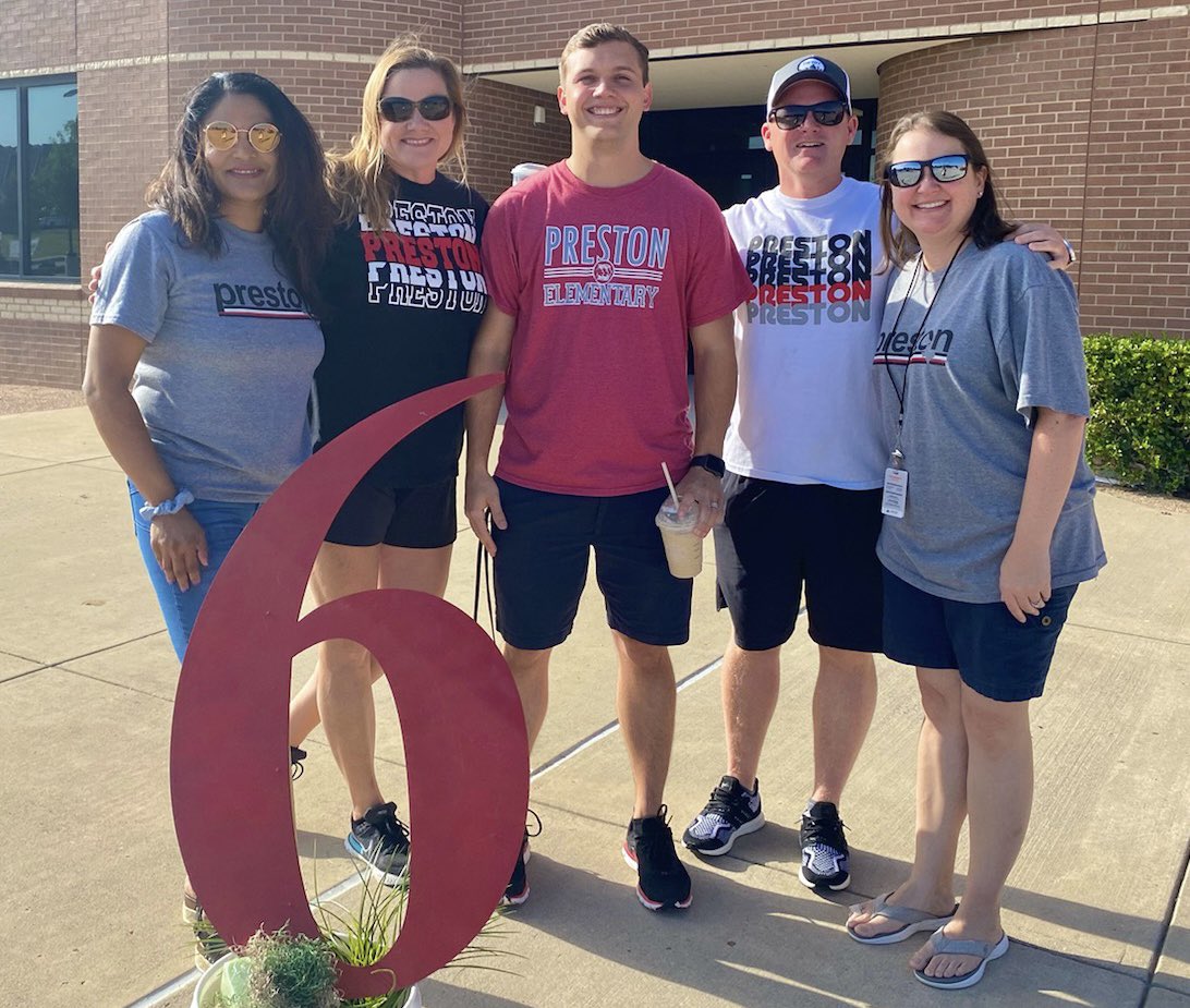 Preston 6th grade teachers are ready to greet the Pride of Preston! #theprestonpride