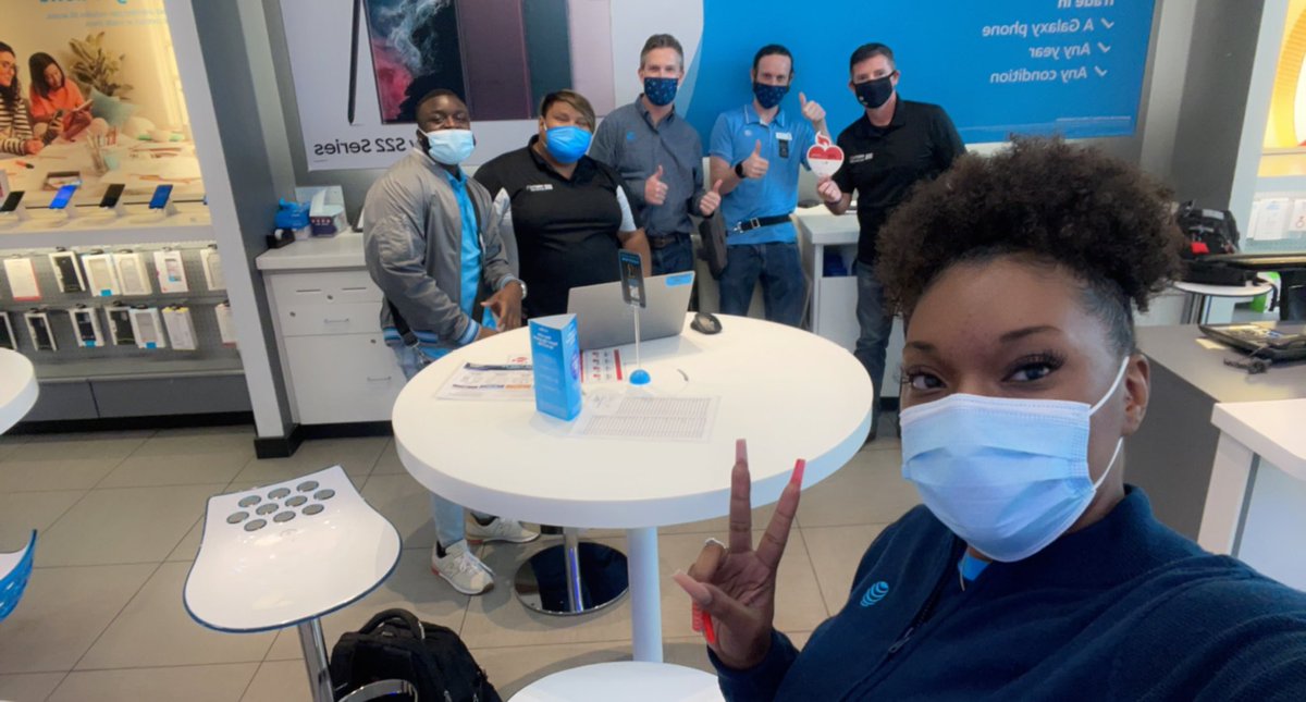 FirstNet Rick &amp; Brandon stopping in to visit NorthPark donating to AHA ♥️ and getting us pumped for FirstNet &amp; Family 🚨🚨🚨 <a href="/Resqme63/">Rick Evans</a> <a href="/jamesvicente1/">James Vicente</a> @CaresseSimpson <a href="/dbustamante1210/">David Bustamante</a> <a href="/Brandon_NTX/">Brandon Reese</a>