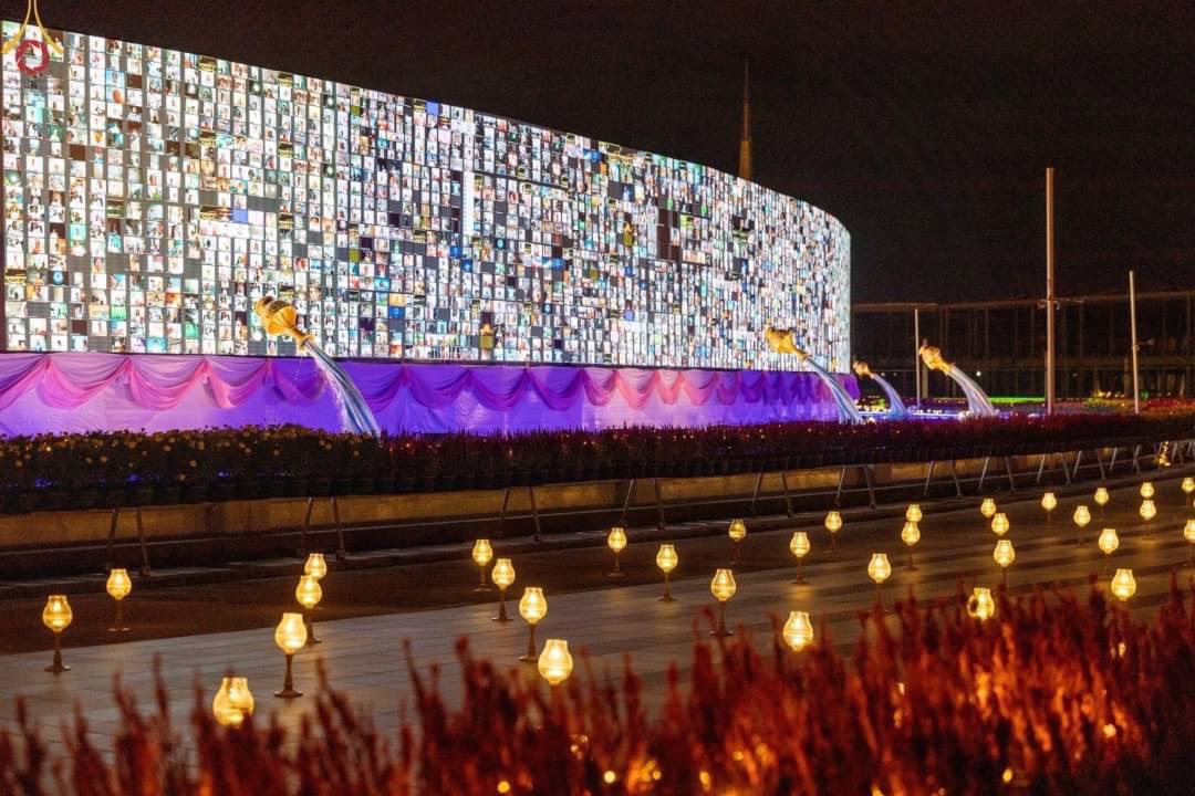 weeranan's tweet image. วัดพระธรรมกาย จัดพิธีจุดประทีปถวายเป็นพุทธบูชา และสวดมนต์บทธัมมจักกัปปวัตตนสูตรให้ครบ 4,621,000,000 จบ เพื่อสันติภาพโลก เมื่อวันที่ 6 ส.ค.65 ซึ่งเป็นวันสมาธิโลก เพื่อกระตุ้นเตือนให้ชาวโลก หันมาสร้างสันติภาพด้วยสันติสุขภายใน #วันสมาธิโลก #วัดพระธรรมกาย