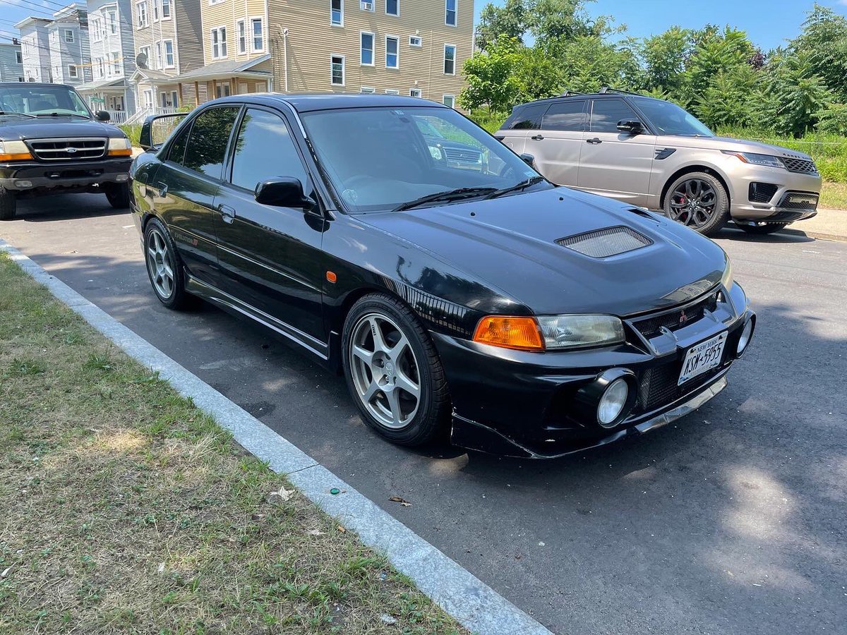 TurbologyLLC's tweet image. Mitsu Monday: before and after facelift by @compulsion_mike
•
#turbology #mitsubishievolution #mitsubishievo #lancerevolution #lancerevo #mitsubishi #ralliart #cn9a #lancer #evolution #evo #4g63 #turbo #awd #rallycars #rallycar #rallye #rally #jdm #rhd #tuning #tuner