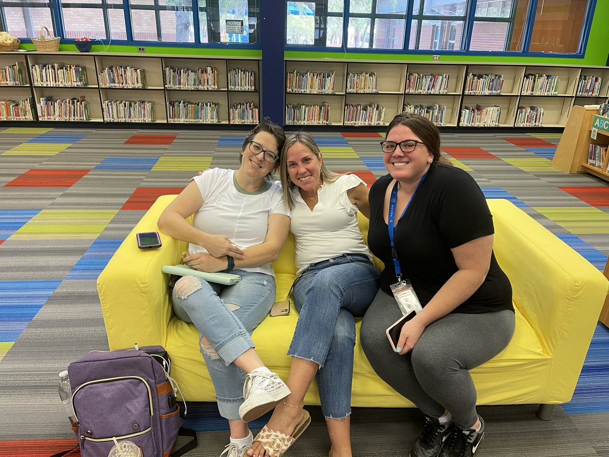 #AISDProud <a href="/WeAreAISD/">Austin ISD Office of Talent Strategy</a> #BooneTogether 
<a href="/WeAreAISD/">Austin ISD Office of Talent Strategy</a> #AISDProud <a href="/BooneBears/">George and Johnnie Boone Elementary</a> teachers are ready for a great 22-23 school year!