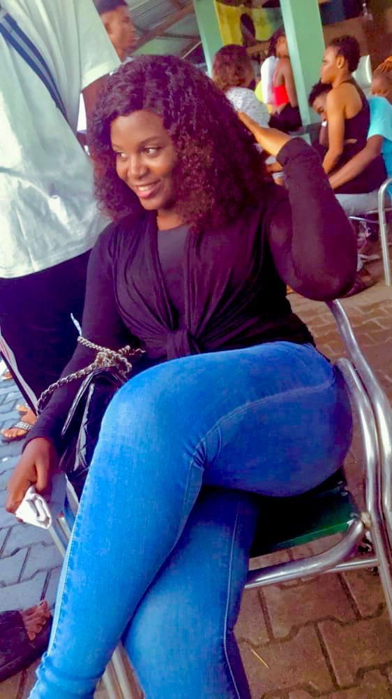 Chidi___mma's tweet photo. The Lord have shown me mercy.. My new year is blessed.

Happy birthday to me 🎂🎉🥂🍷❤️

#CHIMDIMMA https://t.co/UMik5eUJip