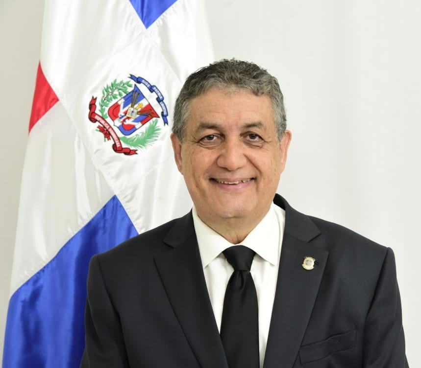 luisramirez231's tweet photo. #GustavoSanchez único Diputado que se a dado a querer sin ningún beneficio @DelPLD @pld_diputados https://t.co/ZHlvEz4Z5h