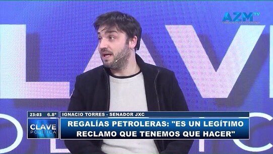 canal9patagonia's tweet photo. El senador @NachoTorresCH en #ClavePolítica #planteó la necesidad de rediscutir las regalías petroleras que recibe #Chubut. Se trata de un proyecto que impulsa en el senado. “Le estamos diciendo a Nación que nos devuelva lo que nos robó con un dólar ficticio”.
#AzmTv https://t.co/BsSx4EEbg5
