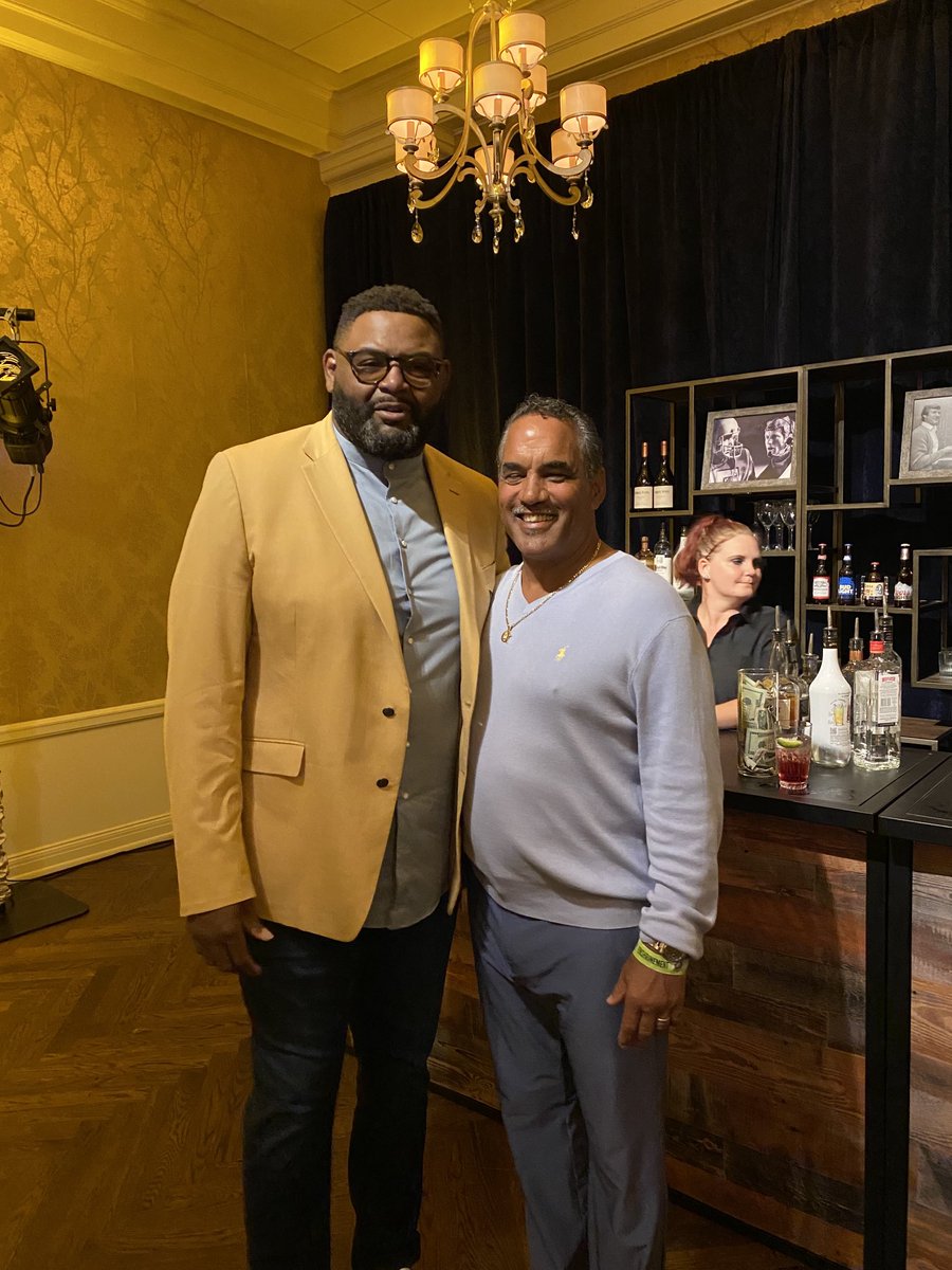 A great player (HOF) and person. Orlando Pace.