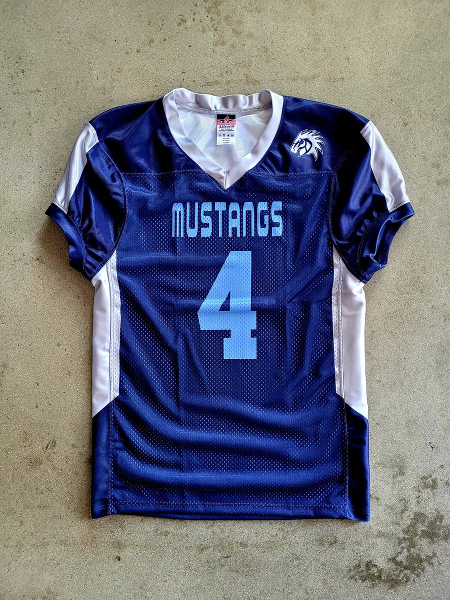 cvstitchink's tweet photo. Mustangs 🏈 https://t.co/1D5EydclAi