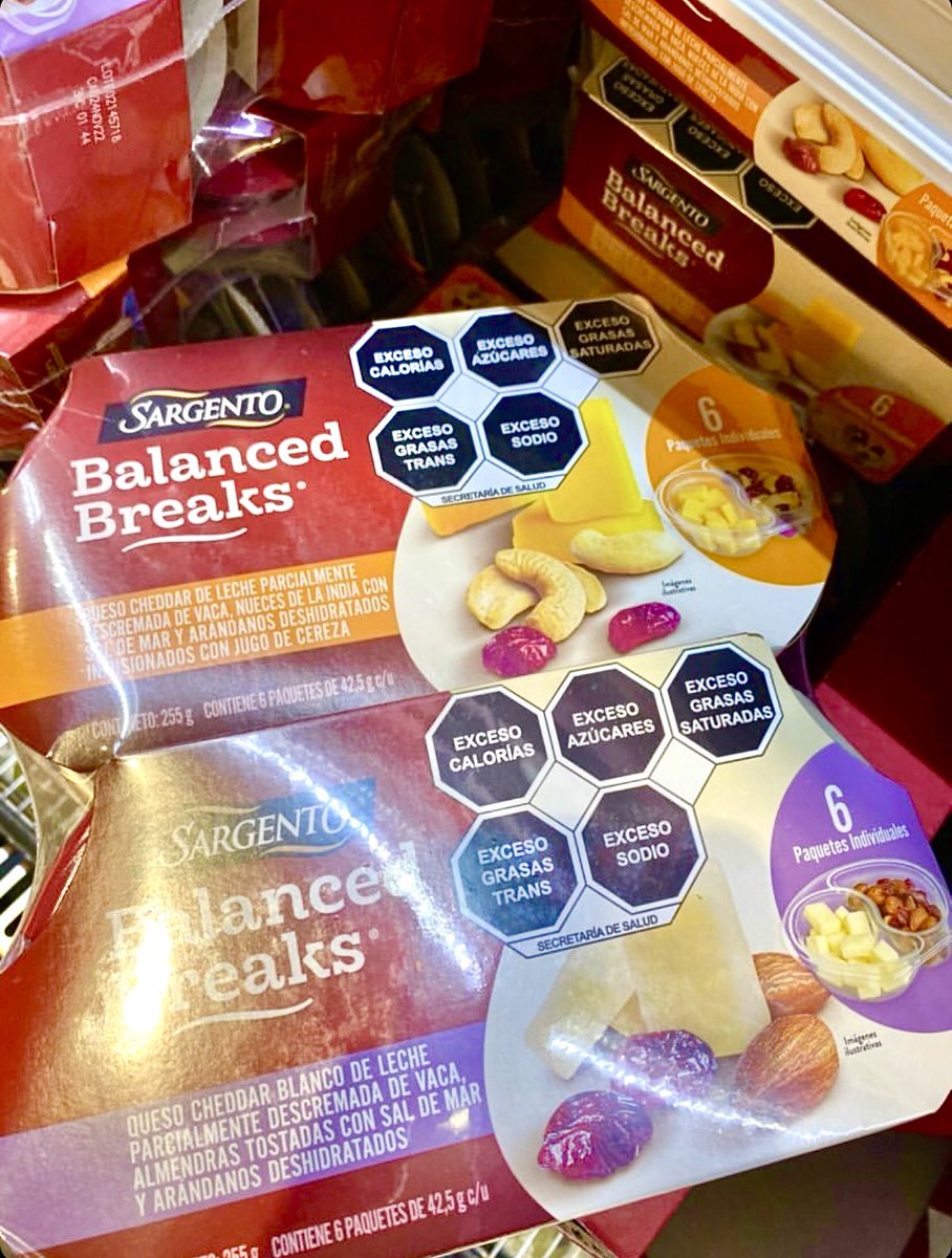 SBarquera's tweet photo. This product so called “Sargento’s Balanced Breaks” has 5 warning labels in Mexico for excessive content of critical unhealthy ingredients.  It has lots of plastic too. Definitely not something you want as a part of your diet. 

#junkfood 
Foto @nutricionchris https://t.co/IXQXv0LpIv