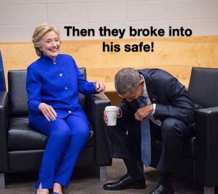 FZr8nMJUUAEXis0?format=jpg&name=900x900