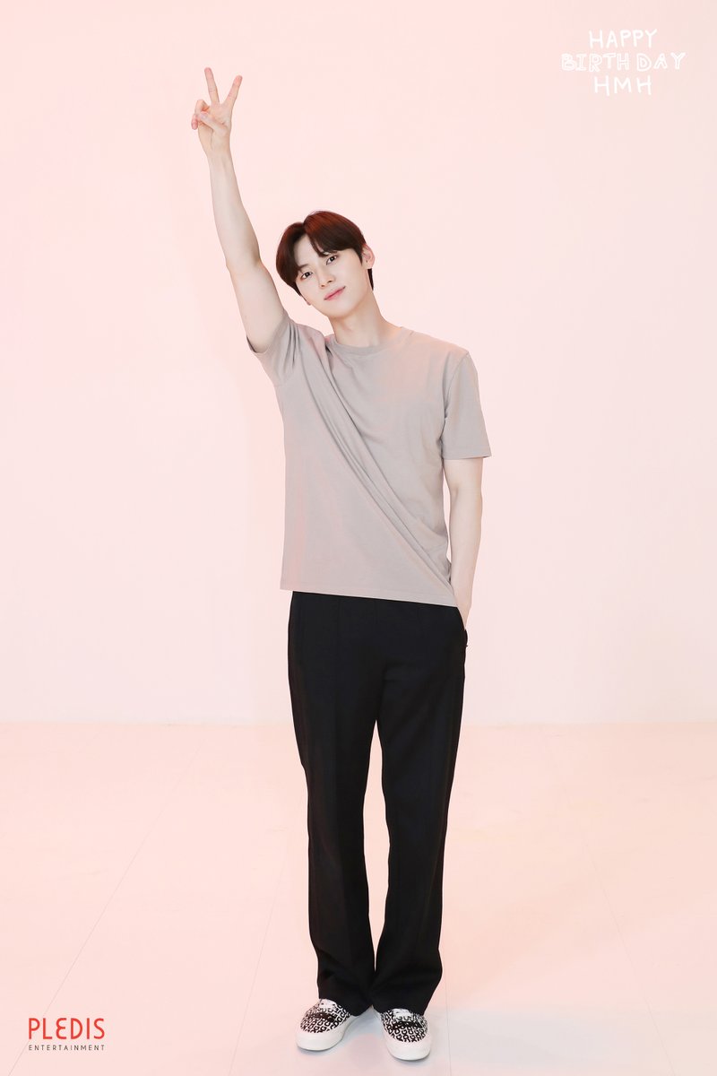 ํฉ๋ฏผํ(HWANG MIN HYUN) tweet media