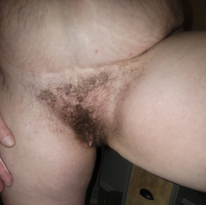 #hairywomen https://t.co/U97xRYdQUz<a href="/tag/hairywomen"class="tags">#hairywomen</a>