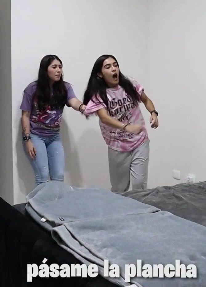 Sharelygrc's tweet image. Hoy en armas de supervivencia: pasame la plancha