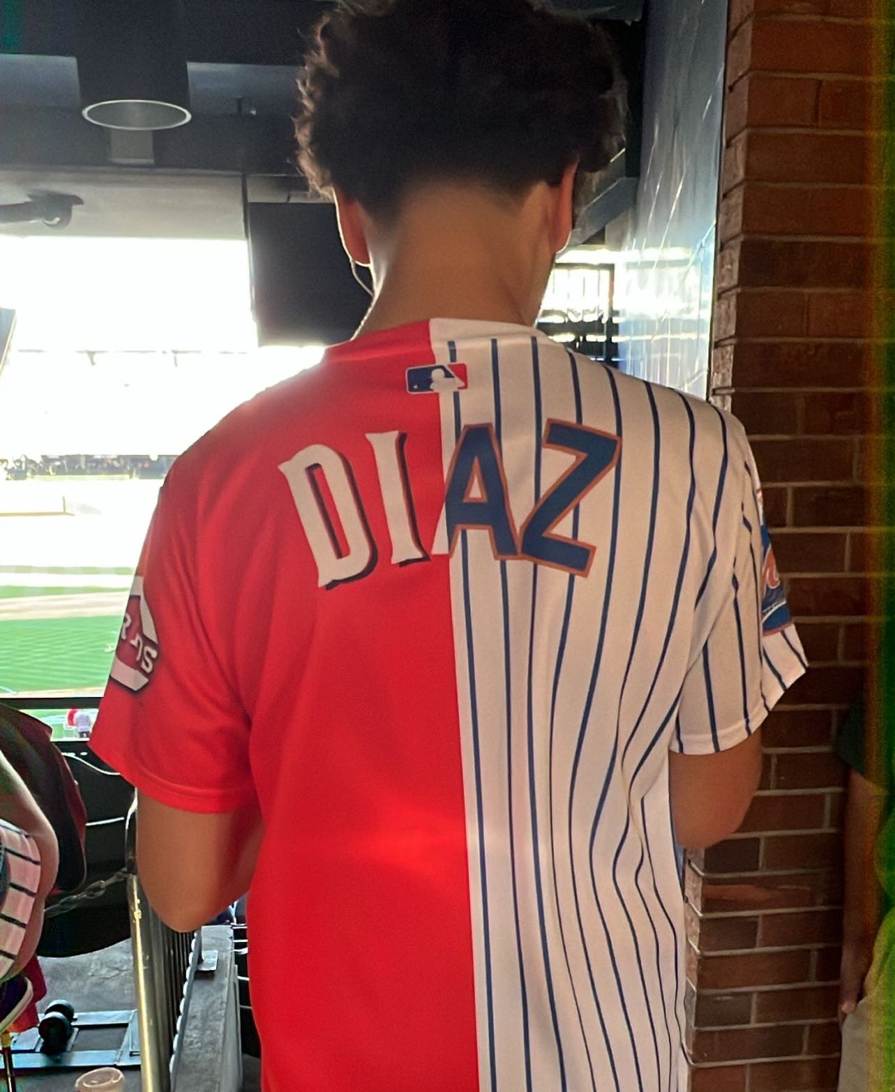 Mets'd Up Podcast on X: The Diaz family is in attendance today rocking  split Reds/Mets jerseys for Edwin & Alexis Diaz 🔥   / X