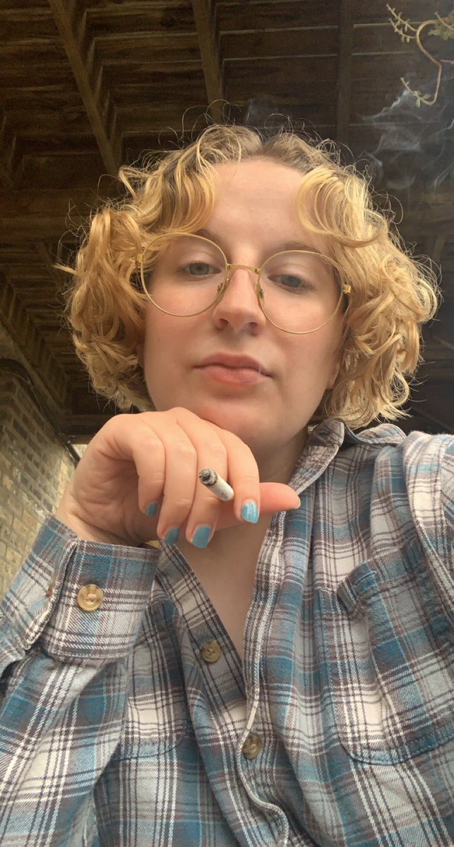 nikkinomos's tweet photo. time to be insufferable online about my new haircut https://t.co/OhXPmDTfXb