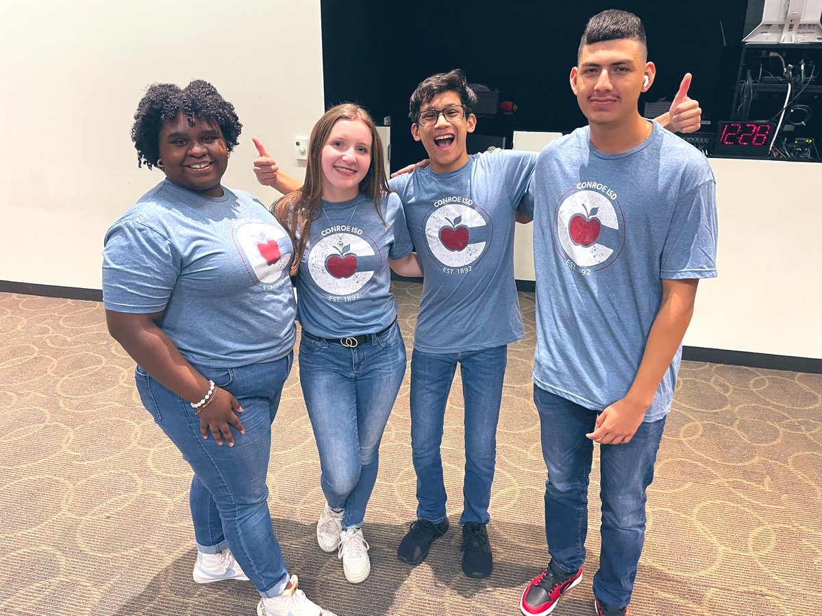 Repping those Conroe Tigers at Celebrate Our Schools! These students helped give us some AMAZING performances today! So proud 🥳♥️

<a href="/Tasha_Smith78/">Tasha Smith</a> <a href="/ConroeISD/">Conroe ISD</a> @MeyerCHS9 <a href="/ConroeFineArts/">Dr. Robert Horton</a> <a href="/ConroeHSCISD/">Conroe High School, Conroe ISD</a> <a href="/ConroeISDSupt/">Curtis Null - Conroe ISD Superintendent</a> <a href="/StocktonJHChoir/">Stockton JH Choir</a>  <a href="/PeetJHCISD/">Peet Junior High, Conroe ISD</a>