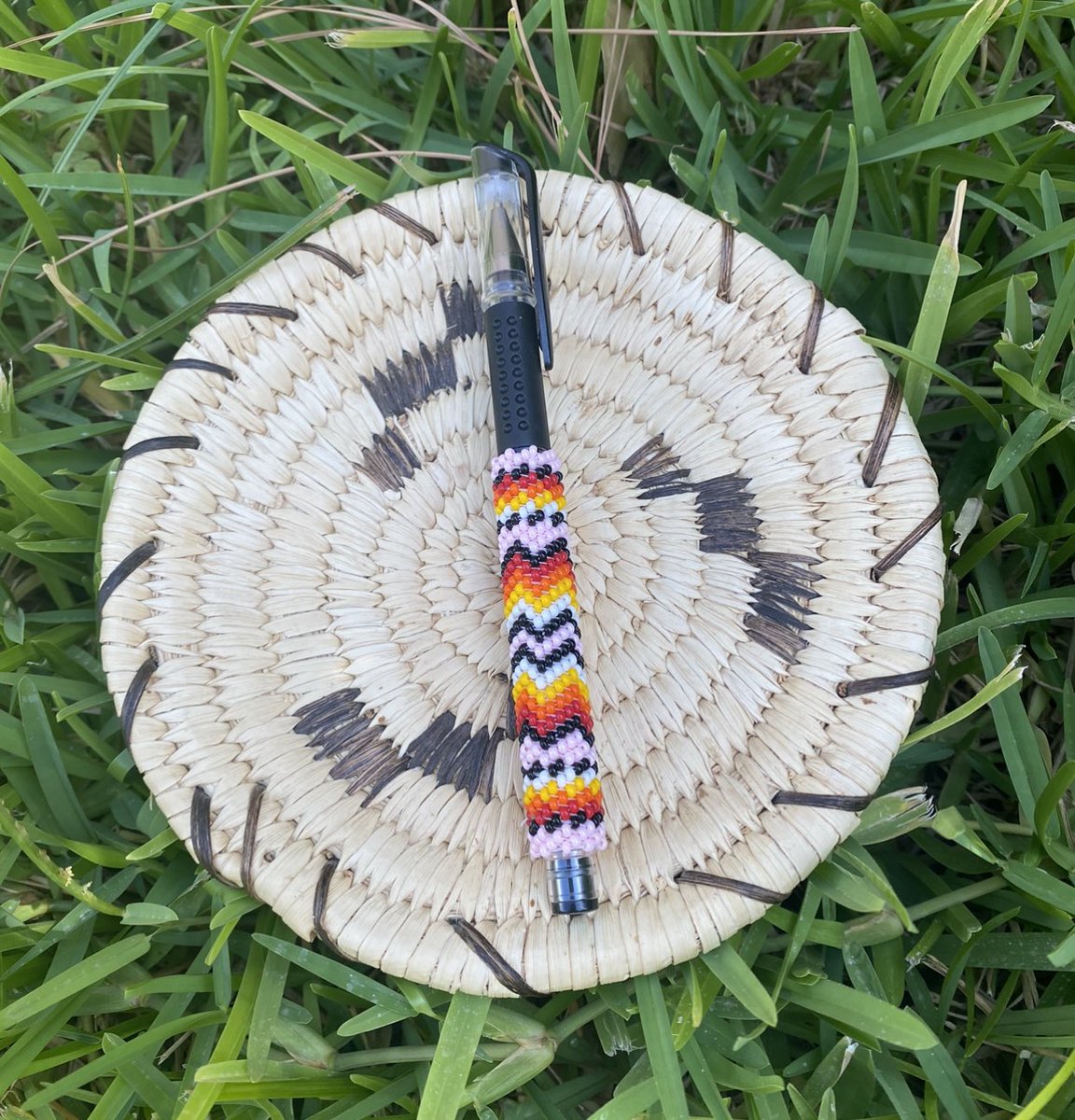 lopezbeading's tweet photo. Beadwork drop is now live! Shop https://t.co/Xp5woQbiN0 ⬅️⬅️⬅️✨ https://t.co/CtRf1pbkUA