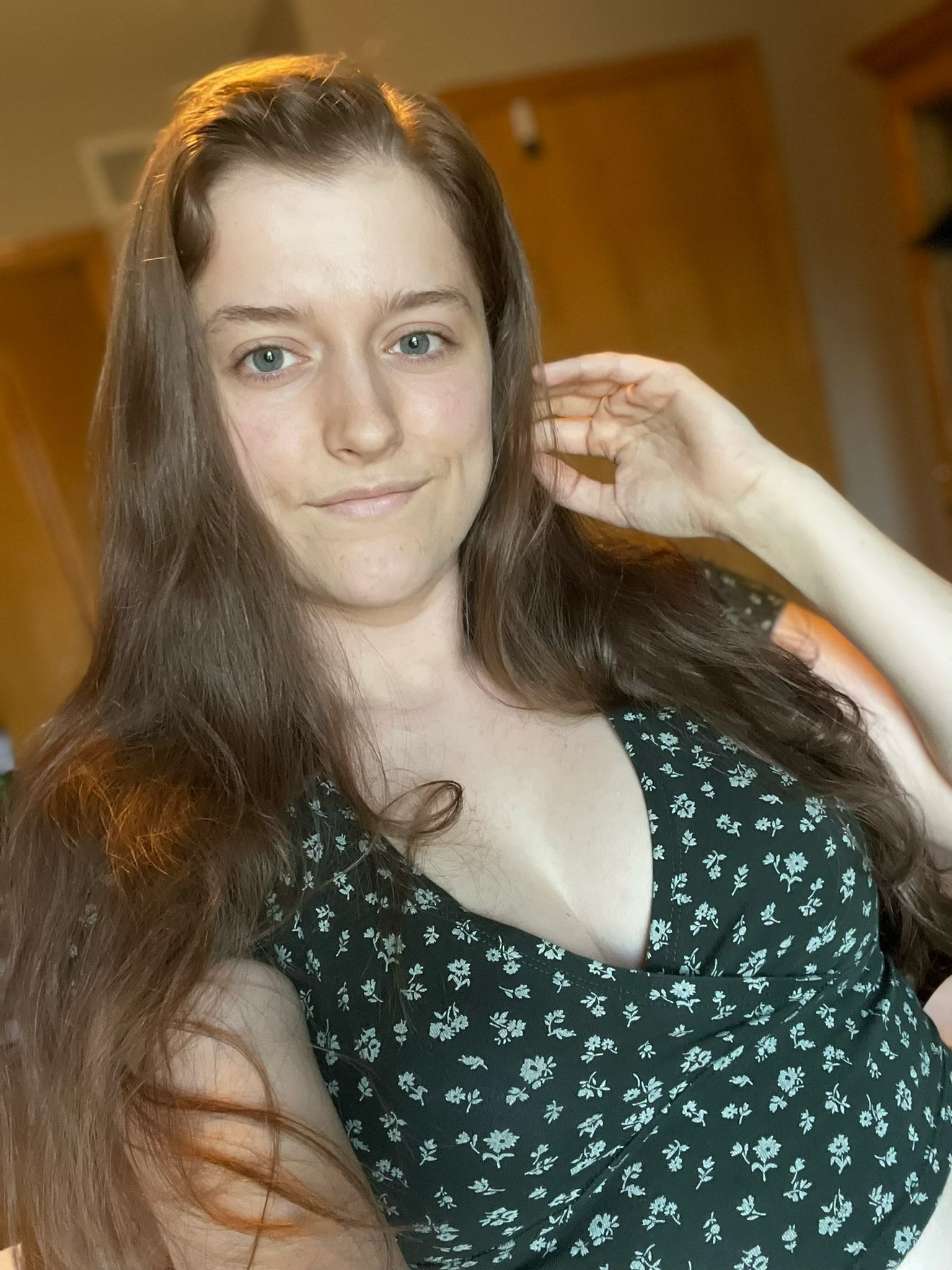 female-protagonist-on-twitter-i-own-2-types-of-shirts-https-t-co