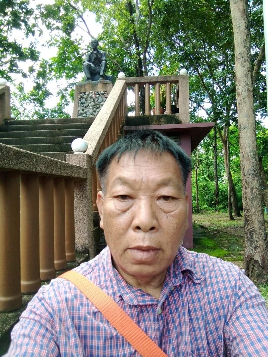 SiSilpakr's tweet photo. สารวัตรกำนัน 64ปี https://t.co/wkaajn1BTc
