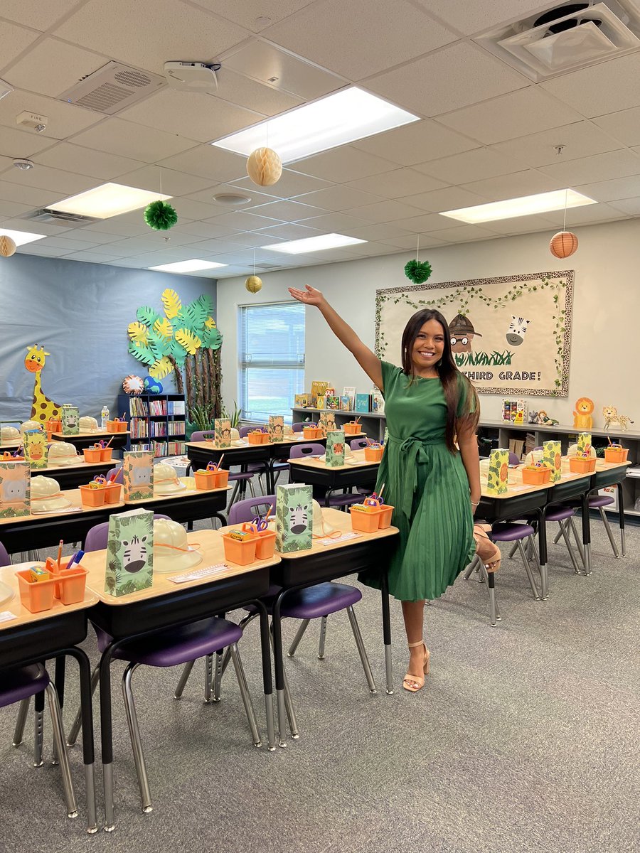 Ms. Hernandez tweet media
