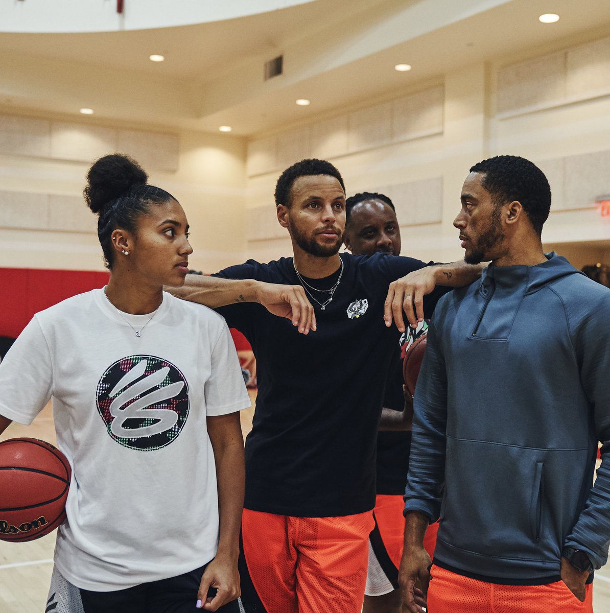Curry Camp is back and better than ever!! An honor to host some of the most talented young hoopers in the game w/ #currybrand last week. Their journeys are all just beginning. S/o to @azzi_35 for going from camper ➡️ coach and @Chase helping make this the best camp in the 🌎🙏🏽