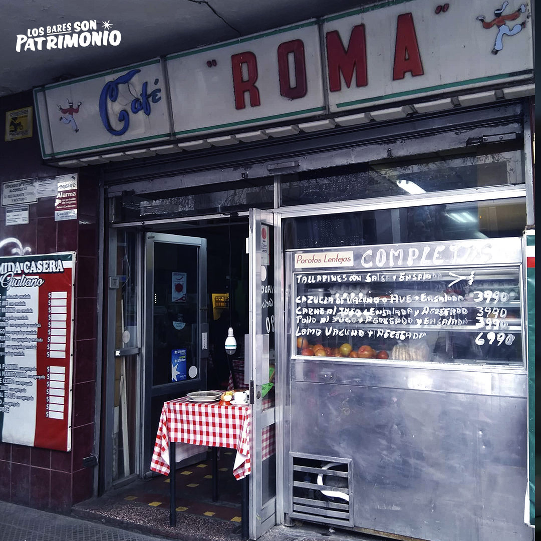 losbaresonpatr1's tweet photo. Adiós querido Café Roma. Muy poco que decir la verdad. (pudo mas el lobby inmobiliario) Gracias por todos estos años Don Giuliano. Lo vamos a extrañar un montón.

Mañana martes será el último día que este histórico lugar funcionará en San Diego 240.

#losbaresonpatrimonio https://t.co/S2e7t5mSDe