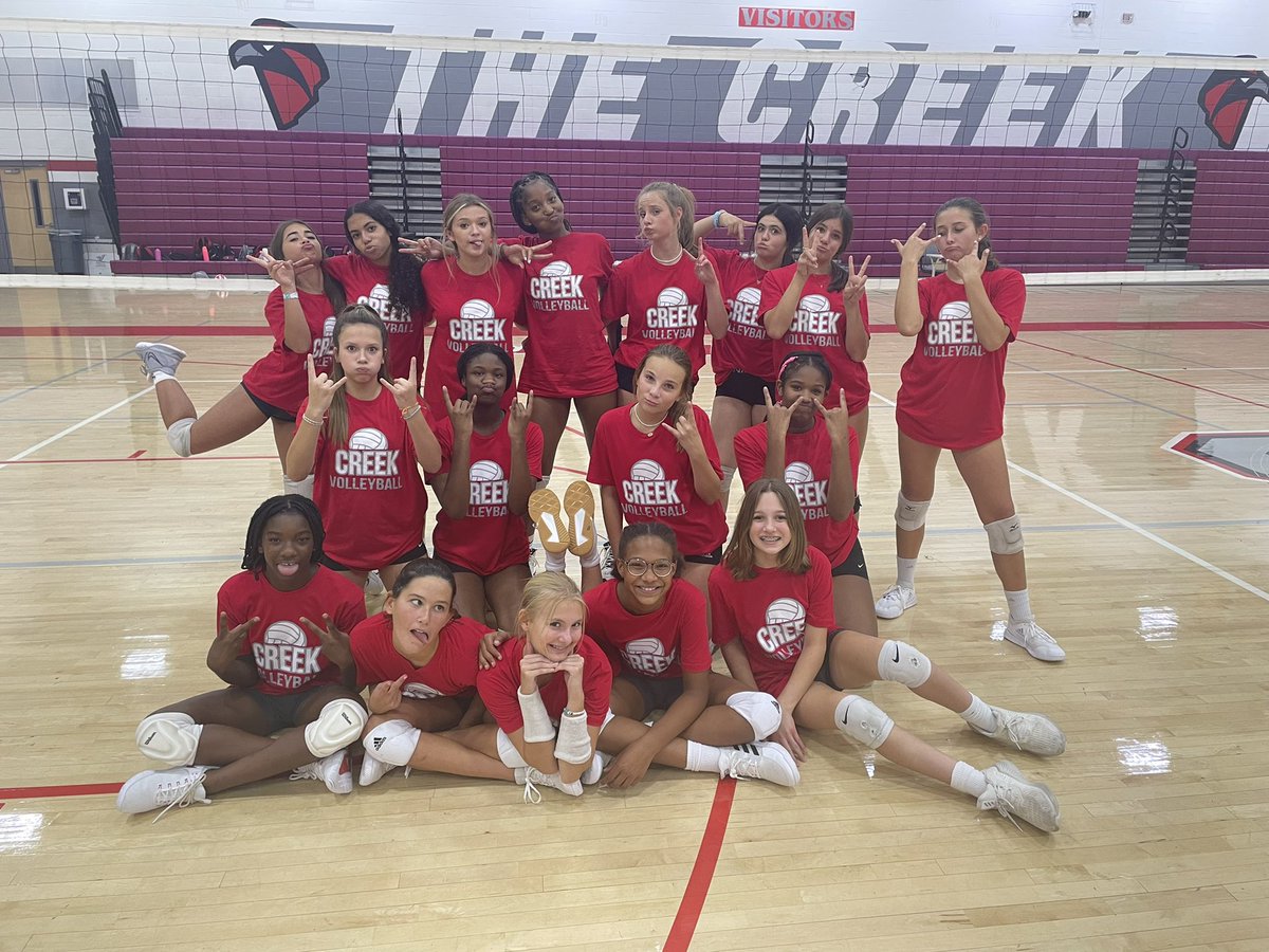 SCMS Volleyball tweet media