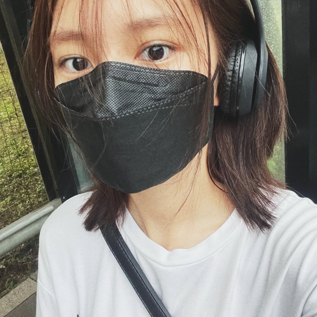 justforhayul's tweet photo. she's rocking that hair!

#HAYUL #하율 https://t.co/bKAySUE9Gm