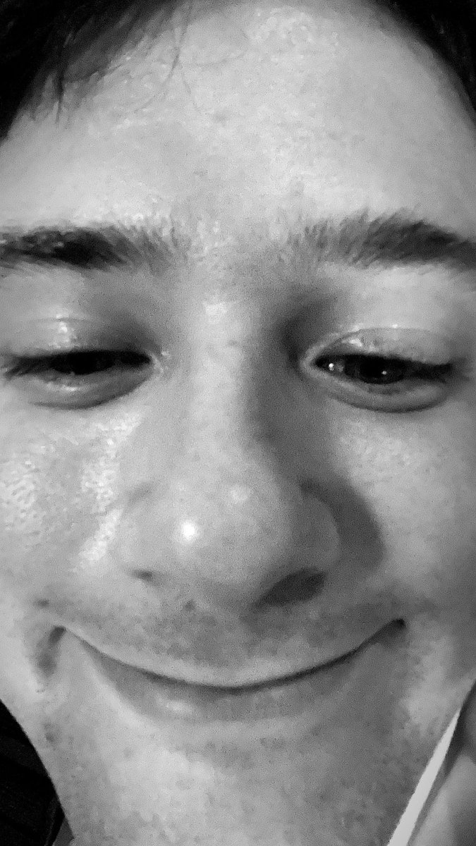 AlecBenjamin's tweet photo. LOW TIX FOR A BUNCH OF NORTH AMERICA SHOWS :) 

BOSTON, LA, NYC, FLORIDA, CHICAGO, BOSTON, &amp; MORE ! 

SEE YOU IN A LITTLE OVER A MONTH :) 

https://t.co/78hkX9Xv4w https://t.co/LfSAbl4Cjd