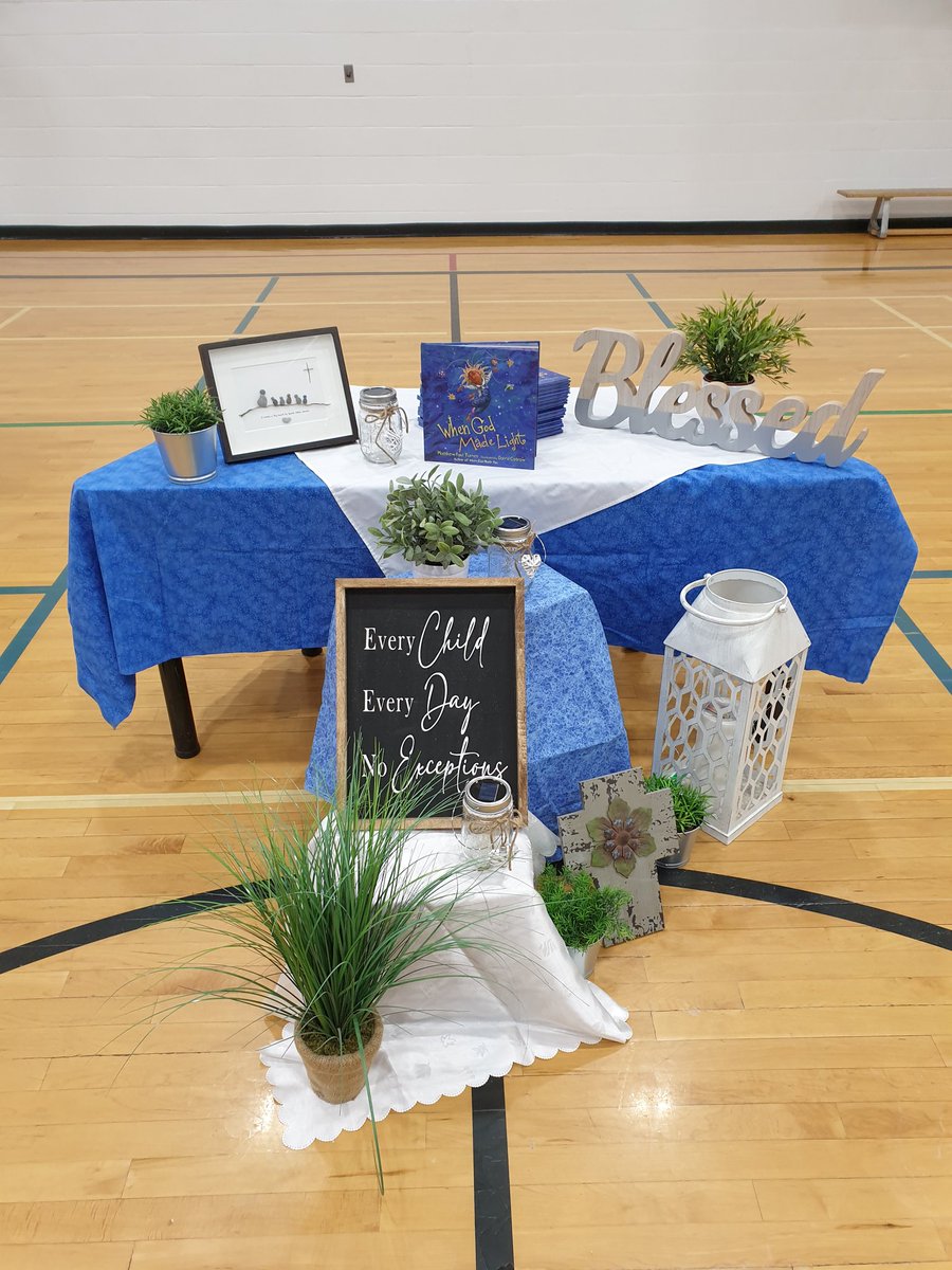 CalcuttaECSD's tweet image. We're excited to start the 2022-2023 school year! Tomorrow starts our school year with our staff. Wednesday we will welcome our students. We can't wait to see them all again! @EdmCathSchools @HaeschTisa @SuzanneCampiou